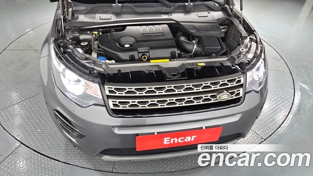 Land Rover Discovery Sport 2.0 TD4 SE 2018 — фото 6