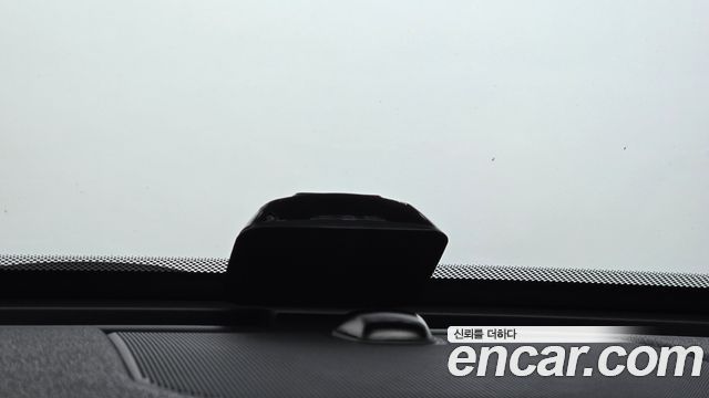 Land Rover Discovery Sport 2.0 TD4 SE 2018 — фото 14