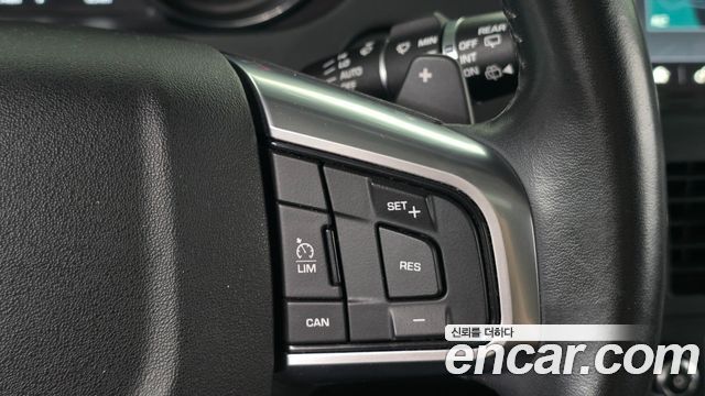 Land Rover Discovery Sport 2.0 TD4 SE 2018 — фото 15