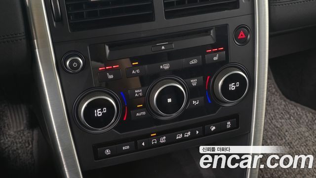 Land Rover Discovery Sport 2.0 TD4 SE 2018 — фото 18