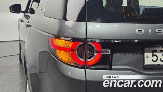 Land Rover Discovery Sport 2.0 TD4 SE 2018 — фото 23