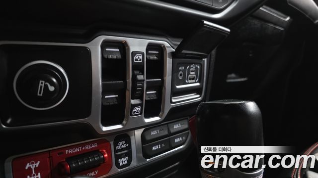 Jeep Gladiator (JT) 3.6 Rubicon 2021 — фото 31