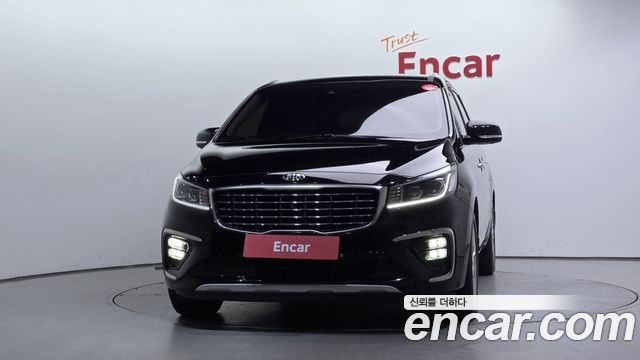 Kia Carnival 9-Seater Noblesse Special 2019 — фото 3