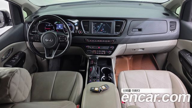 Kia Carnival 9-Seater Noblesse Special 2019 — фото 7