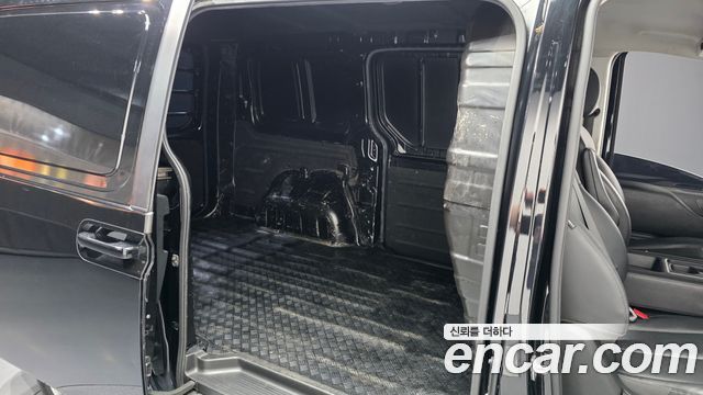 Hyundai Staria Cargo 3-Seater Modern 2024 — фото 12