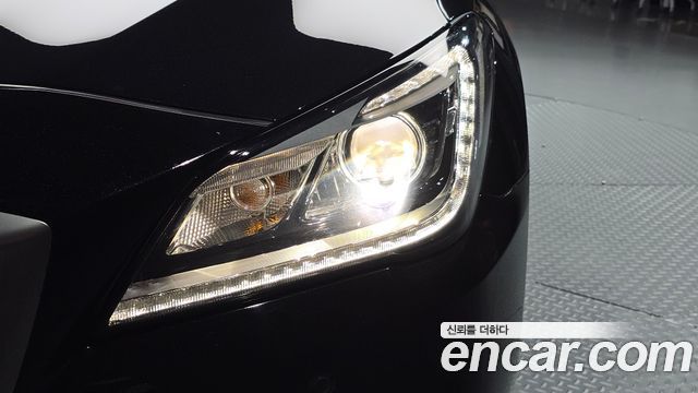 Genesis G80 3.3 GDI AWD Premium Luxury 2018 — фото 22