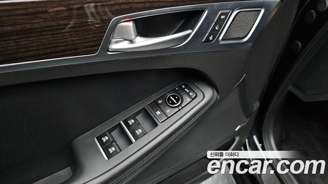 Genesis G80 3.3 GDI AWD Premium Luxury 2018 — фото 27