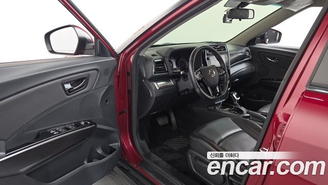 KG Mobility (SsangYong) Very New Tivoli Gasoline 1.5 2WD V3 2020 — фото 10