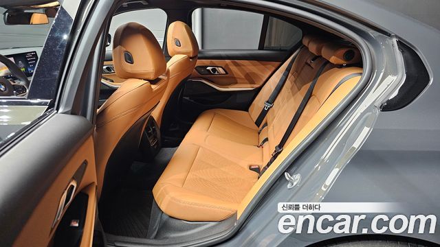 BMW 3 Series (G20) 320i M Sport 2025 — фото 16