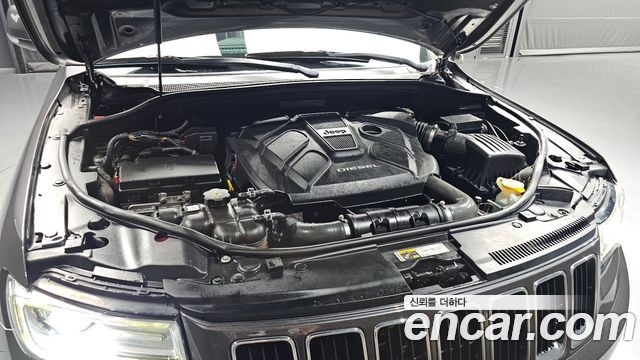 Jeep Grand Cherokee 3.0 Diesel Limited WK2 2016 — фото 6