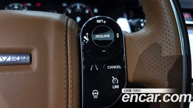 Land Rover Range Rover Velar 3.0 D300 R-Dynamic HSE 2018 — фото 22