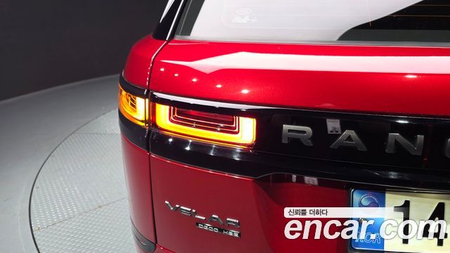 Land Rover Range Rover Velar 3.0 D300 R-Dynamic HSE 2018 — фото 29