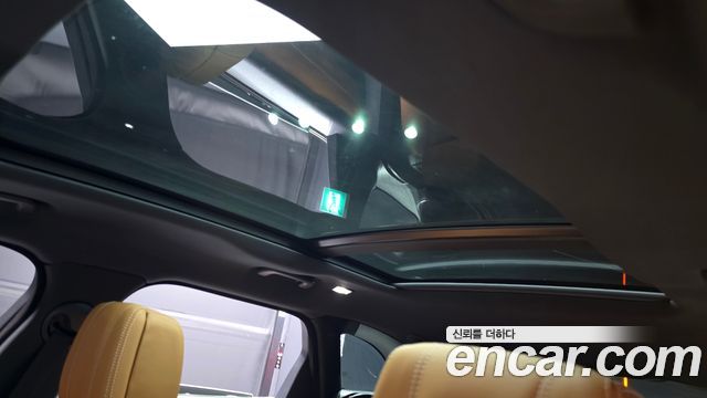 Land Rover Range Rover Velar 3.0 D300 R-Dynamic HSE 2018 — фото 38