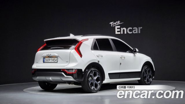 Kia Niro Signature 2025 — фото 2