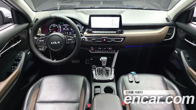 Kia Seltos Gasoline 1.6 Turbo 4WD Signature 2023 — фото 7