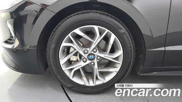Hyundai Sonata (DN8) 2.0 Premium Family 2020 — фото 5