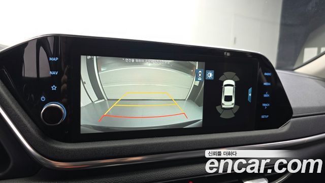 Hyundai Sonata (DN8) 2.0 Premium Family 2020 — фото 15