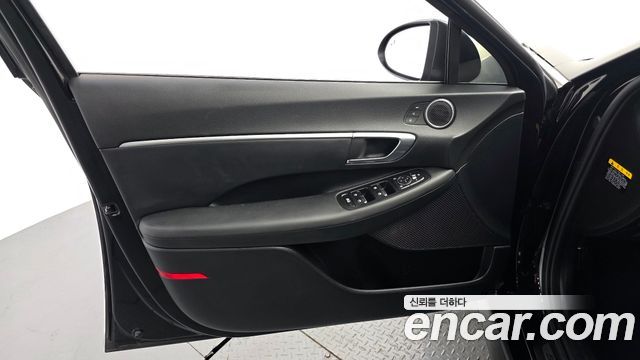 Hyundai Sonata (DN8) 2.0 Premium Family 2020 — фото 24