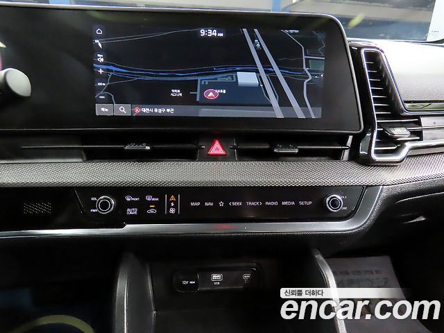 Kia Sportage (V) LPG 2.0 2WD Prestige 2023 — фото 16
