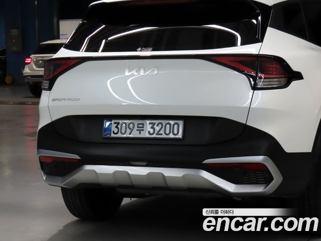 Kia Sportage (V) LPG 2.0 2WD Prestige 2023 — фото 21