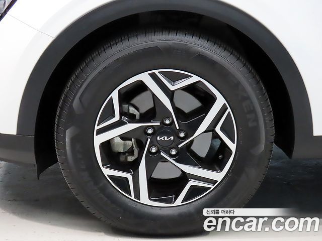 Kia Sportage (V) LPG 2.0 2WD Prestige 2023 — фото 24