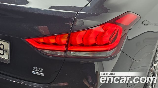 Genesis G80 3.3 GDI AWD Premium Luxury 2018 — фото 23