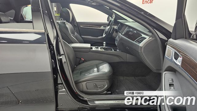 Genesis G80 3.3 GDI AWD Premium Luxury 2018 — фото 26
