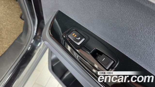 KG Mobility (SsangYong) Torres Gasoline 1.5 4WD Black Edition 2025 — фото 18