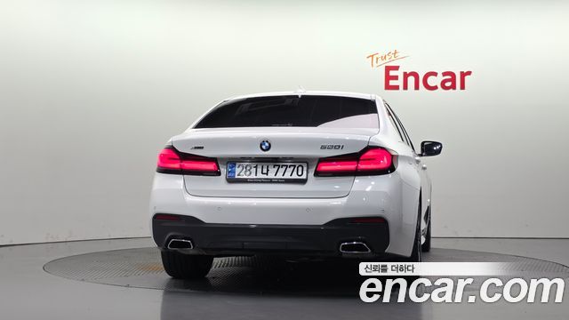 BMW 5 Series (G30) 530i xDrive M Sport Package 2023 — фото 4