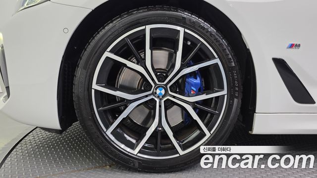 BMW 5 Series (G30) 530i xDrive M Sport Package 2023 — фото 5