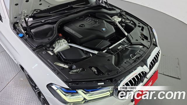 BMW 5 Series (G30) 530i xDrive M Sport Package 2023 — фото 6