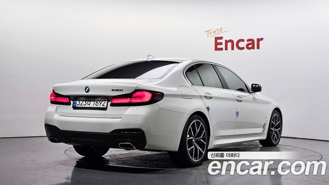 BMW 5 Series (G30) 530i M Sport Package 2022 — фото 2