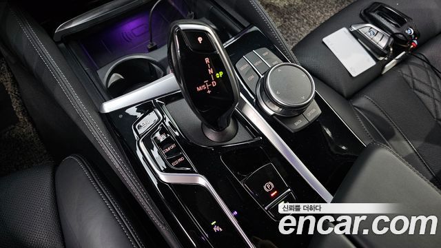 BMW 5 Series (G30) 530i M Sport Package 2022 — фото 9