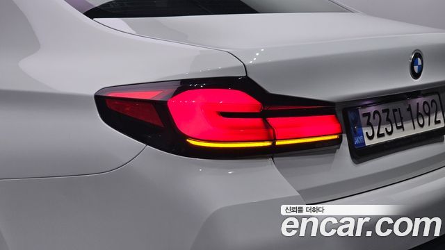 BMW 5 Series (G30) 530i M Sport Package 2022 — фото 23