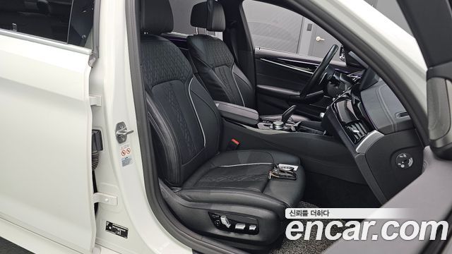 BMW 5 Series (G30) 530i M Sport Package 2022 — фото 26
