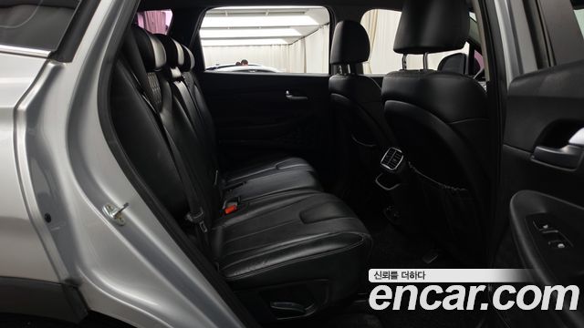Hyundai Santa Fe (TM) Diesel 2,0 4WD Premium 2020 — фото 16