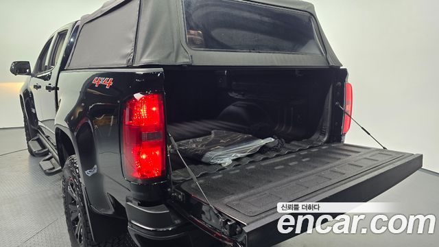 Chevrolet Real New Colorado 3.6 Z71-X Midnight 4WD 2021 — фото 20