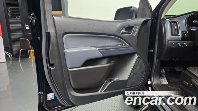 Chevrolet Real New Colorado 3.6 Z71-X Midnight 4WD 2021 — фото 24