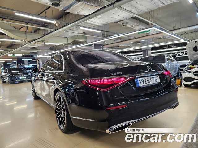 Mercedes-Benz S-Class (W223) S580L 4MATIC 2022 — фото 2