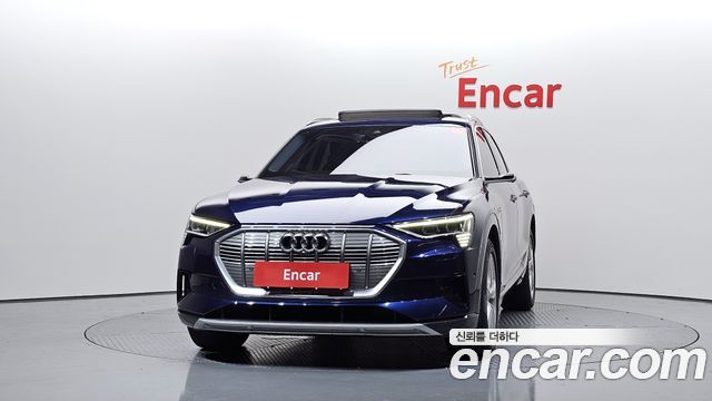Audi e-tron 50 Quattro 2021 — фото 3