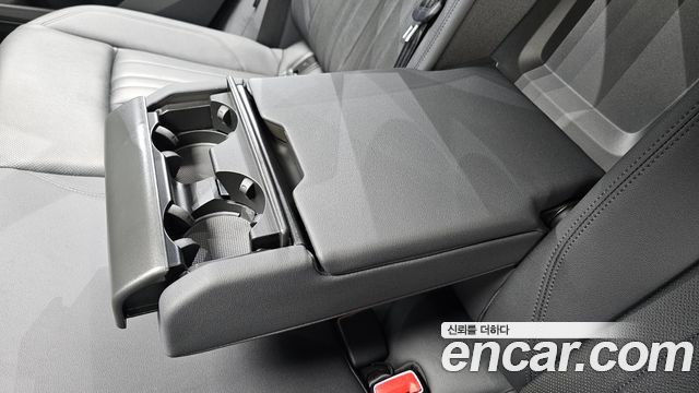Audi e-tron 50 Quattro 2021 — фото 28