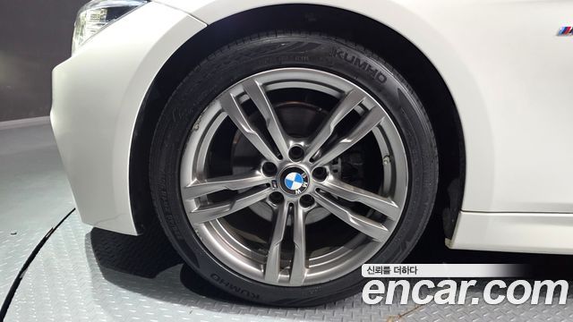 BMW 3 Series (F30) 320i M Sport 2017 — фото 5