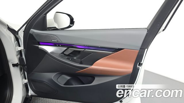 BMW 5 Series (G60) 530e M Sport 2024 — фото 24
