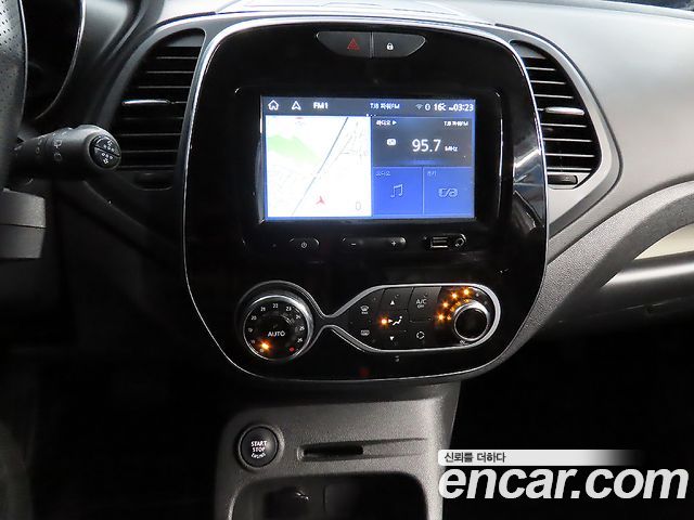 Renault Korea QM3 RE 2019 — фото 15