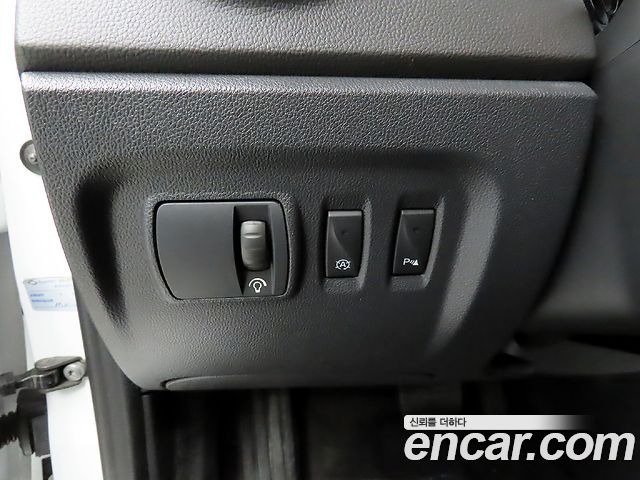 Renault Korea QM3 RE 2019 — фото 18