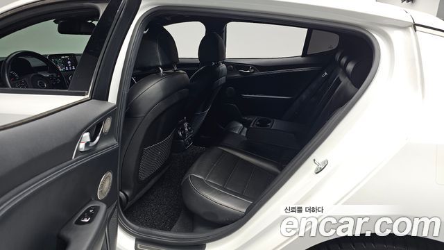 Kia Stinger 3.3 Turbo AWD GT 2020 — фото 16