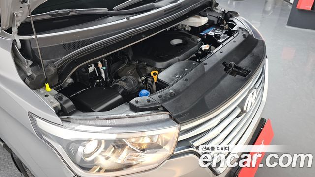 Hyundai Grand Starex Urban 9-Seater Exclusive 2019 — фото 6