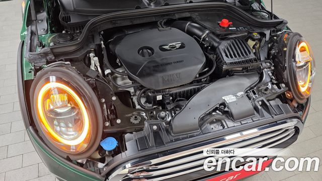 MINI Cooper 5Door 60th Edition 3rd 2019 — фото 6