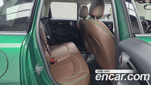 MINI Cooper 5Door 60th Edition 3rd 2019 — фото 26