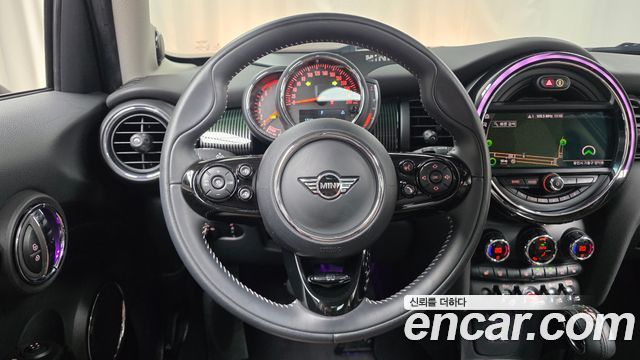 MINI Cooper 5Door 60th Edition 3rd 2019 — фото 29